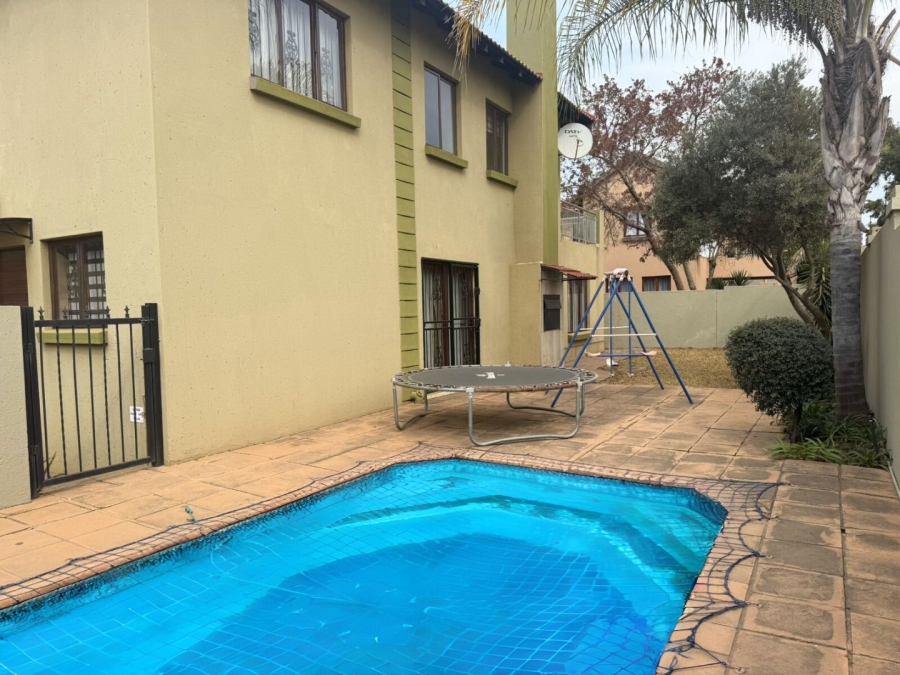 4 Bedroom Property for Sale in Melodie North West
